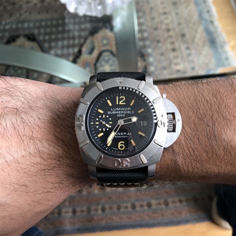 Panerai submersible pam00194